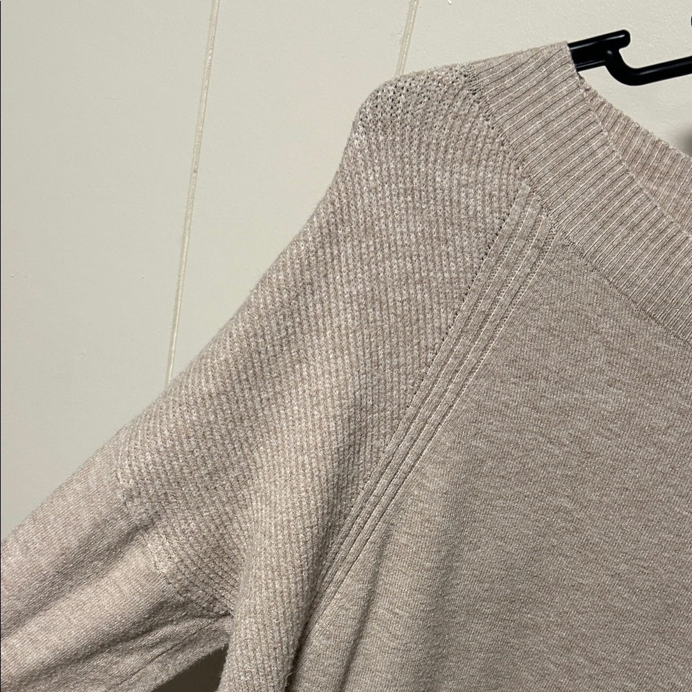 Sweater - Picture 3 of 4